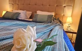 Rent Apartment Near Sea In The Athens Center